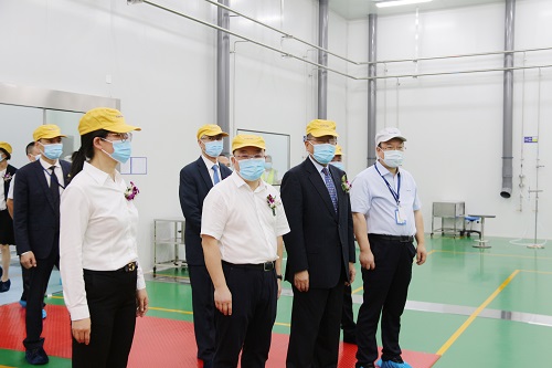 1627976719480289NIuP.jpg 6參觀(guān)火加工車(chē)間 - 副本.JPG